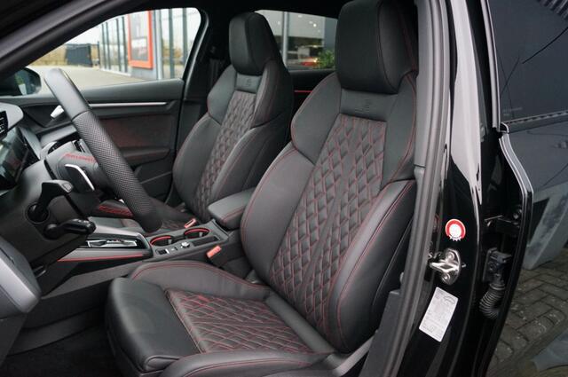 Audi A3 Sportback 35 TFSI S-Tronic S-Line facelift/ Leer ruitmotief/ Panodak/ 19 Inch LM/Camera