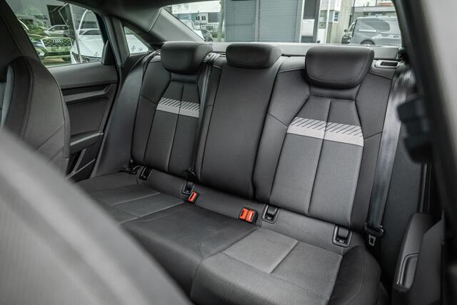 Audi A3 Limousine 30 TFSI Advanced edition Sportstoelen | Camera | Adapt. Cruise