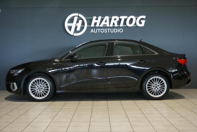 Audi A3 Limousine 30 TFSI Business edition + STOELVERWARMING / KEYLESS
