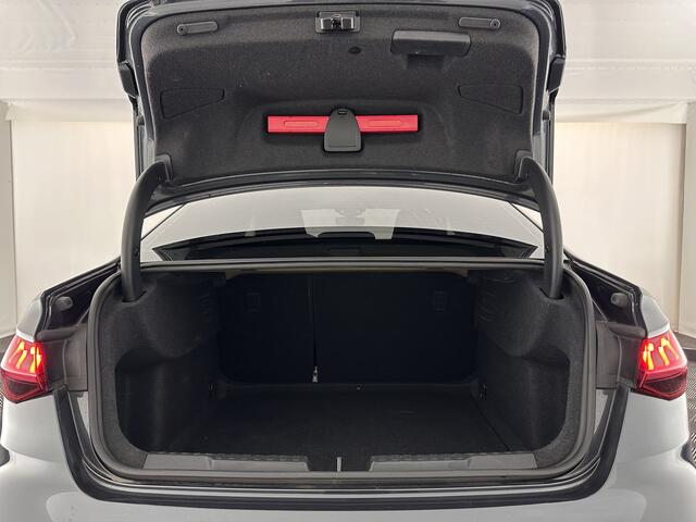 Audi A3 Limousine 30 TFSI Advanced edition (INCL.BTW) Aut. *FULL-LED | ADAPTIVE-CRUISE | DIGI-COCKPIT | SPORT-SEATS | NAVI-FULLMAP | PRIVACY-GLASS | SHIFT-PADDLES | DAB | ECC | PDC | 19''ALU*