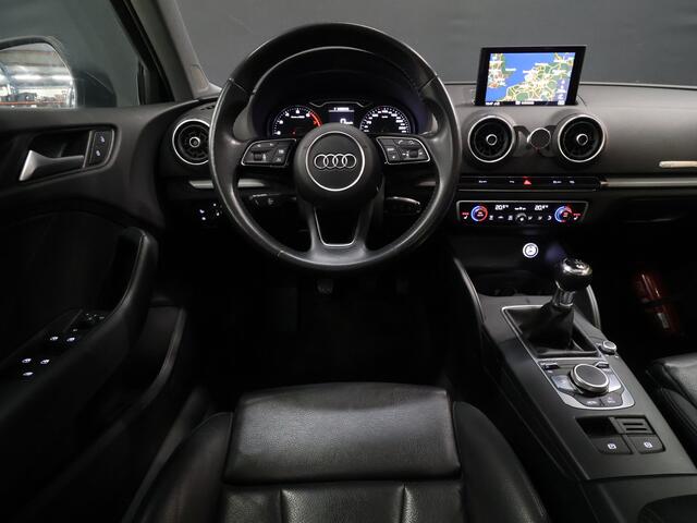 Audi A3 Limousine 35 TFSI CoD Pro Line [SCHUIFKANTELDAK, STOELVERWARMING, CAMERA, PDC V+A, VOL LEDER, CRUISE, BLUETOOTH, CLIMATE, NIEUWSTAAT]