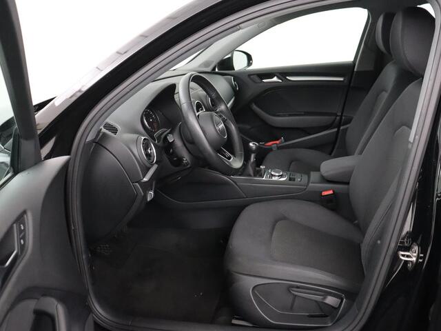 Audi A3 30 TFSI Pro Line | Bi-Xenon | DAB | Navigatie | Cruise control | Bluetooth | Airco | Cruise control | Lichtmetalen velgen