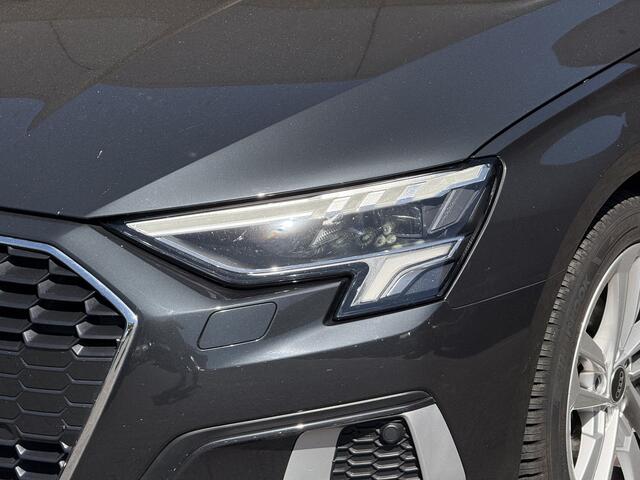 Audi A3 Limousine 30 TFSI Advanced edition Navi / Carplay / Stoelverwarming / Clima / Adapt. Cruise