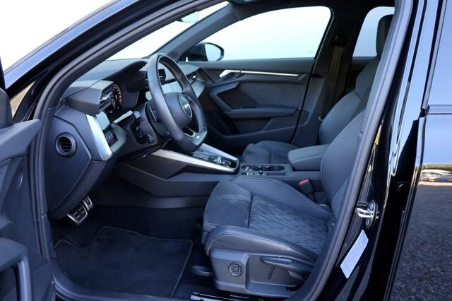 Audi A3 Sportback 45 TFSIe S-Line - 245 pk **Camera / Carplay / Led