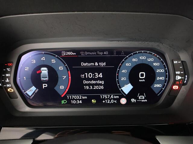 Audi A3 Limousine 35 TFSI Black Business Edition | Navigatie | Parkeersensoren |