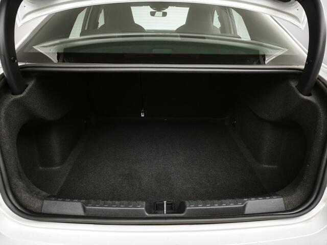 Audi A3 Limousine 30 TFSI S edition |