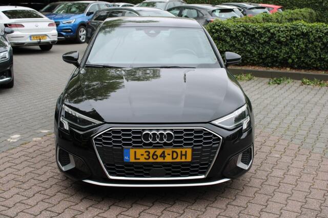 Audi A3 35 TFSI Business Edition Automaat - virtual cockpit trekhaak