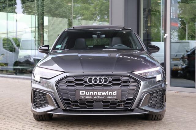 Audi A3 45 TFSI e *S LINE*PANO*BenO*RS-Stoelen*Adaptieve Cruise*Matrix*