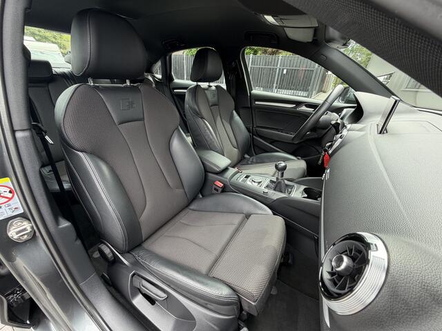 Audi A3 Limousine 1.0 TFSI Sport S Line Edition | 3x S-Line | 18" | Navigatie | LED