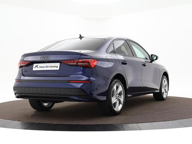 Audi A3 Limousine Advanced edition 30 TFSI 85 kW / 116 PK Limousine · 18'' zwarte lichtmetalen velgen · Sonos · Achteruitrijcamera · Stoelverwarming · MEGA Sale