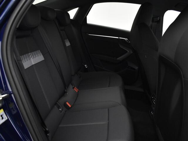 Audi A3 Limousine Advanced edition 30 TFSI 85 kW / 116 PK Limousine · 18'' zwarte lichtmetalen velgen · Sonos · Achteruitrijcamera · Stoelverwarming · MEGA Sale