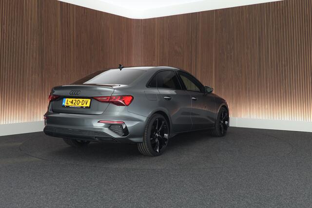 Audi A3 Limousine 35 TFSI 150pk S-Tronic 2x S-Line Stoelverwarming Privacyglass Virtual Cockpit Navigatie