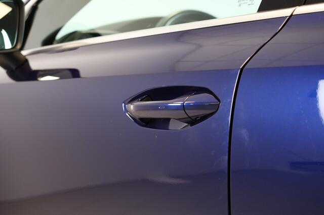 Audi A3 Sportback 40 TFSIe S-Line - RS Zetels - Memory - Sfeerverlichting