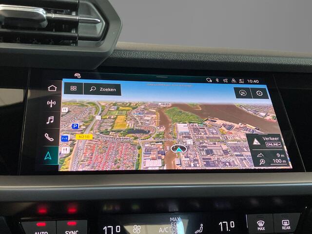 Audi A3 Limousine 30 TFSI/110PK S edition · Navigatie · Camera + Parkeersensoren · Apple/Android · Garantie t/m 16-10-2027 of 100000km.