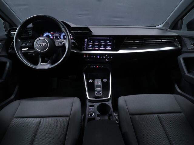 Audi A3 Limousine 35 TFSI Pro Line [APPLE CARPLAY, ANDROID, LED, CRUISE CONTROL, DRAADLOZE OPLADER, PDC V+A, CLIMATE, RIJSTROOKASSISTENT, MULTIFUNCTIONEEL STUUR, NIEUWSTAAT]