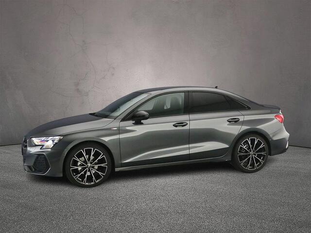 Audi A3 Limousine 30 TFSI S edition | Camera | Sportstoelen | Privacy Glass | Draadloze telefoonlader | Sportonderstel