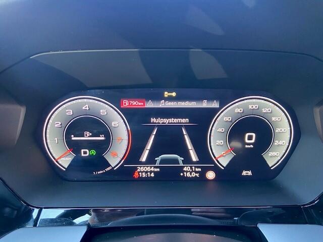 Audi A3 Limousine 30 TFSI S edition / 17"LMV / NAVI / APP.Connect