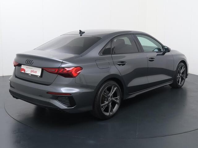 Audi A3 Limousine 35 TFSI S edition | 150 PK | Automaat | S line | Cruisecontrol | Parkeersensoren |