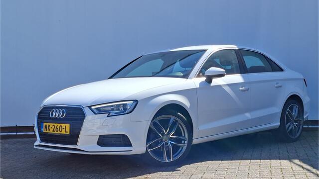 Audi A3 Limousine 1.0 TFSI Climatic Audio I-Drive White buddy