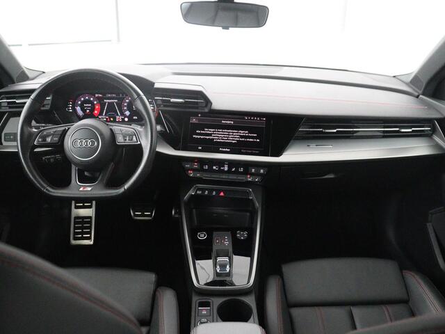 Audi A3 Limousine 30 TFSI S edition | Leder | Cruise control | Stoelverwarming | Drive select | Navigatie | Bluetooth | Carplay | Climate control | Virtueel dashboard | Full LED