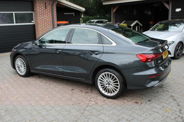Audi A3 Limo 30 TFSI Advanced Edition Automaat matrix LED
