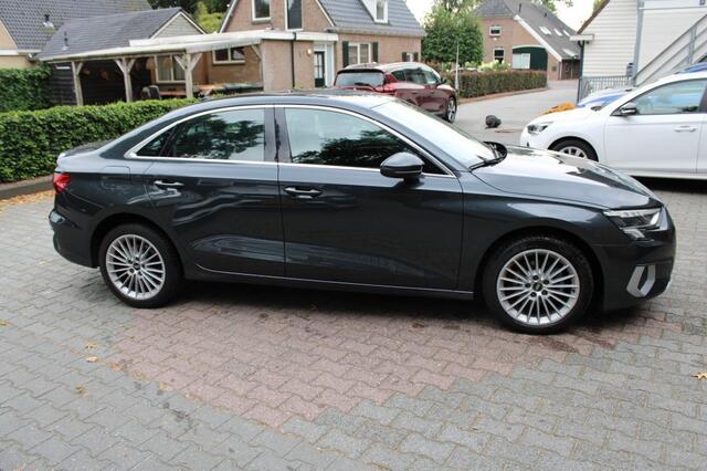 Audi A3 Limo 30 TFSI Advanced Edition Automaat matrix LED