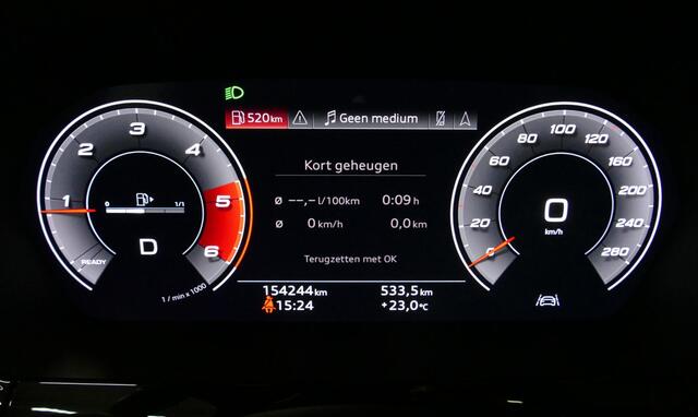 Audi A3 Limousine 35 TDI S Line / S-Line ex- & interieur / Maxton Design Bodykit / Panoramadak / S Sportstoelen / Bang & Olufsen Sound / Matrix LED / Ambienteverlichting / Stoelverwarming / Apple Carplay - Android Auto / 19'' LMV Vossen look / Black Optic pakket / Achteruitrijcamera / Navigatie / Cruise Control