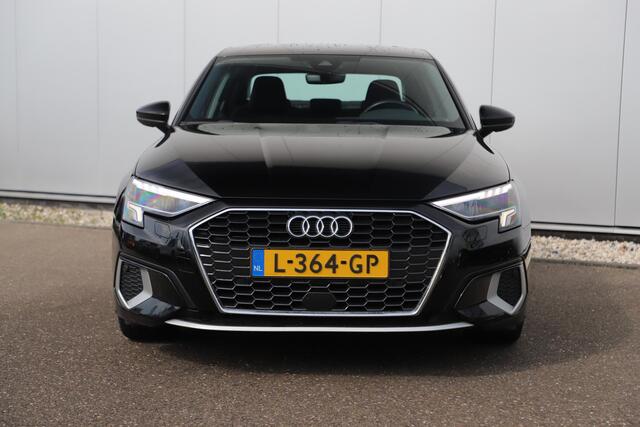 Audi A3 Limousine 30 TFSI Business edition Automaat Sportstoelen LMV Full LED Navigatie Carplay Android Climate Cruise Control