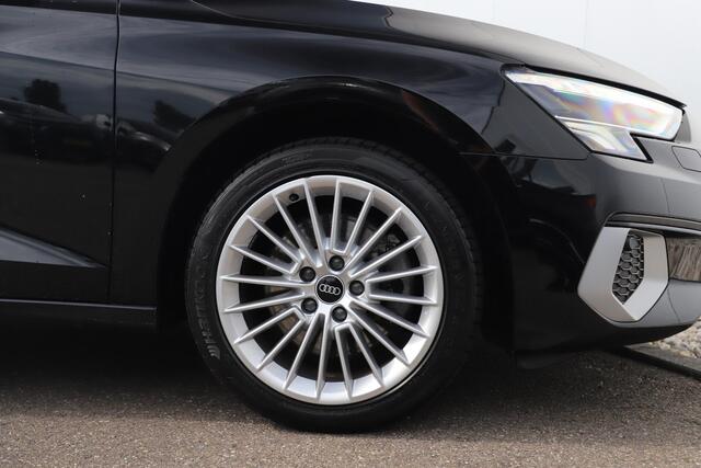 Audi A3 Limousine 30 TFSI Business edition Automaat Sportstoelen LMV Full LED Navigatie Carplay Android Climate Cruise Control