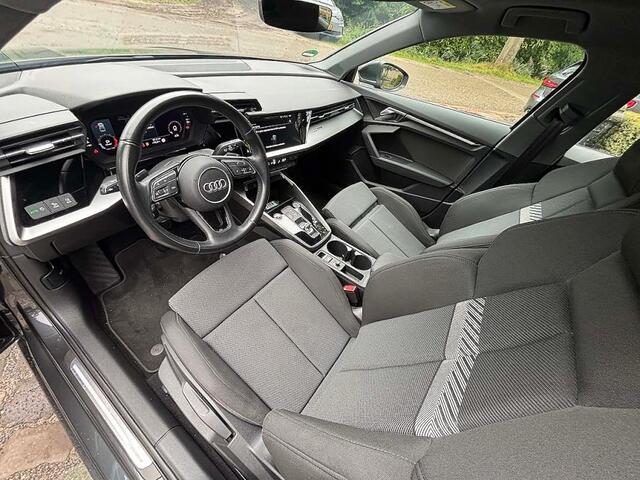 Audi A3 Limousine 30 TFSI Business edition,Aut,Ecc,Led,Navi,Sport stof,
