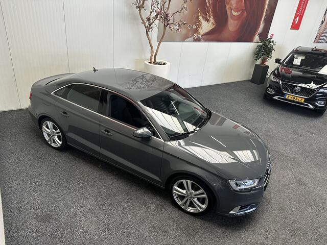 Audi A3 LIMOUSINE 1.0 TFSI SPORT LEASE EDITION NAVIGATIE CRUISE CONTROL AIRCO BLUETOOTH TELEFOON MEDIA VOORBEREIDING 18" LICHTMETALEN VELGEN ZEER MOOI !!