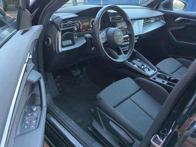 Audi A3 Limousine 30 TFSI Business edition NL-AUTO | CAMERA | AUTOMAAT | DIGIDASH