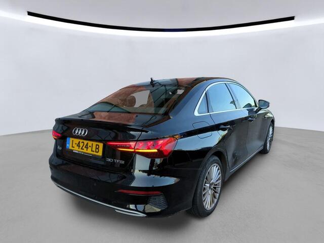 Audi A3 Limousine 30 TFSI Business edition NL-AUTO | CAMERA | AUTOMAAT | DIGIDASH