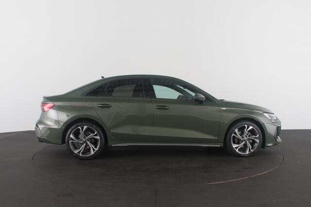 Audi A3 Limousine Sport 30 TFSI MHEV Sport Edition S | Achterlichten LED met dynamisch knipperlicht | Adaptive cruisecontrol (Adaptive Cruise Control) | Assist package Drive and Park plus