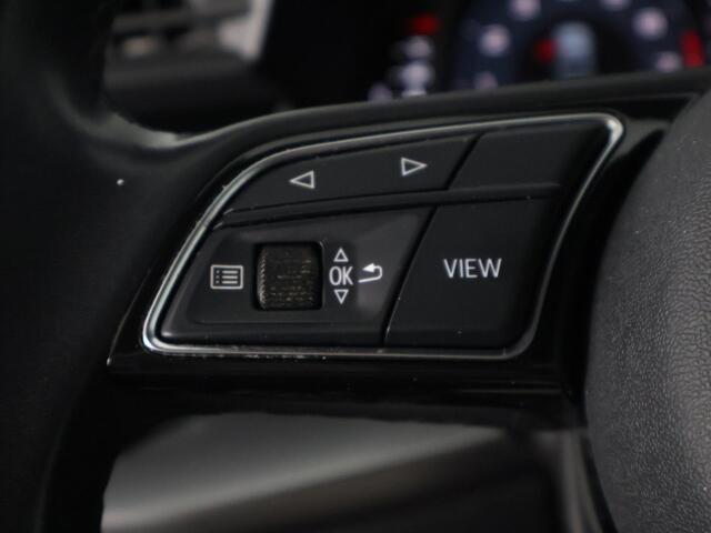 Audi A3 Limousine 30 TFSI Advanced Black Edition | 1e eigenaar | Navigatie | Parkeersensoren | Privacy Glass |