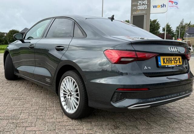 Audi A3 Limousine 30 TFSI S | Camera | LED | Carplay | Virtual Cockpit |