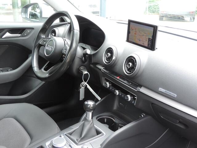 Audi A3 SPORTBACK 1.0 TFSI 85kW 5drs - ACC | Nav | Climat | Audi sound | Stoelverw. | Afn. trekhaak