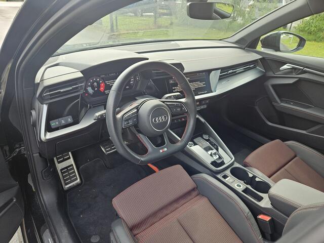 Audi A3 SPORTBACK 30 TFSI 110pk S Edition S-tronic / Virtual Cockpit / S-Line In_ en Exterieur / Navigatie