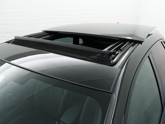 Audi A3 SPORTBACK 45 TFSI e S Competition Black Optic Aut- Panodak, Sfeerverlichting, Bang Olufsen, CarPlay, Dynamic Select