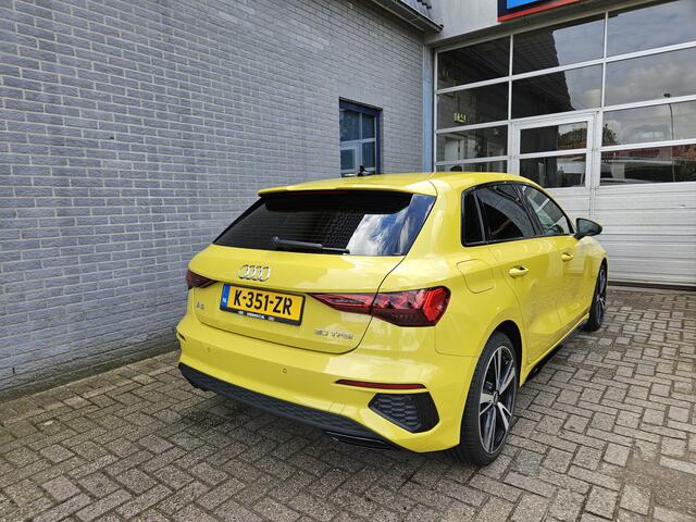 Audi A3 SPORTBACK 30 TFSI S edition Inclusief Afleveringskosten