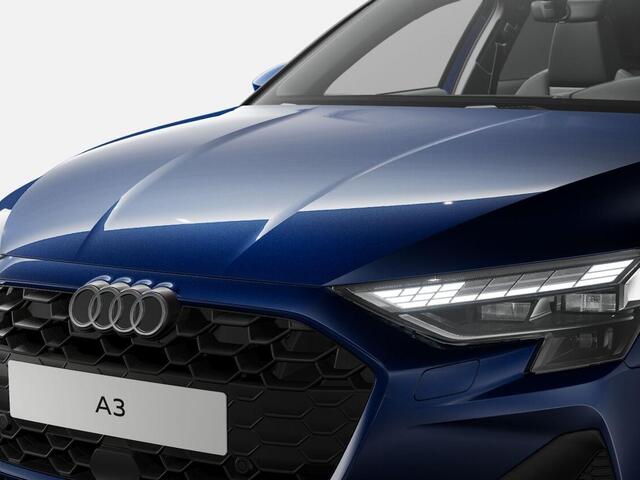 Audi A3 SPORTBACK Advanced edition 30 TFSI 116 pk Sportback · Assistentiepakket driving en parking · Afgevlakt sportstuur