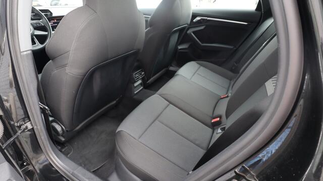 Audi A3 SPORTBACK 30 TFSI Bns edition | Sport | Led | Matrix | Media | PDC