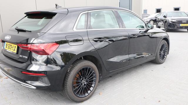 Audi A3 SPORTBACK 30 TFSI Bns edition | Sport | Led | Matrix | Media | PDC