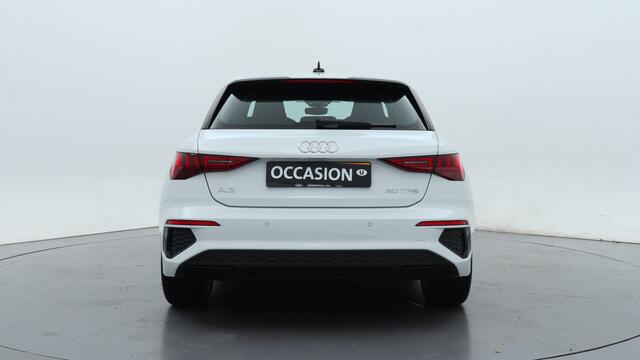 Audi A3 SPORTBACK 30 TFSI S edition | Navigatie | Carplay | Climate control |