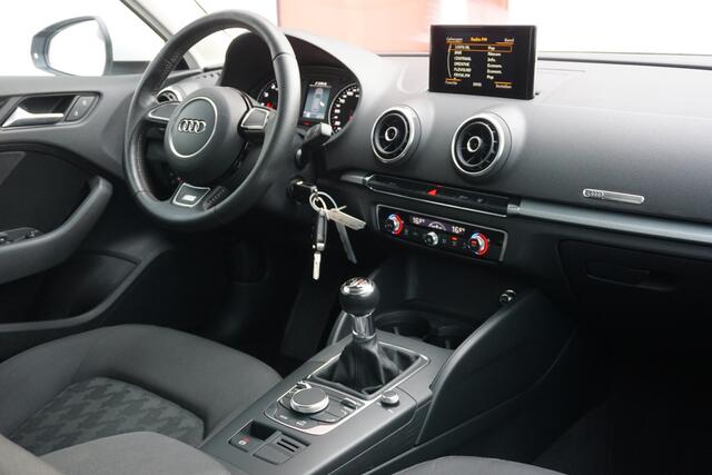 Audi A3 SPORTBACK 1.4 TFSI CoD Design Pro Line Plus | S-Line | Navigatie | Climate | Cruise | 18'' inch |