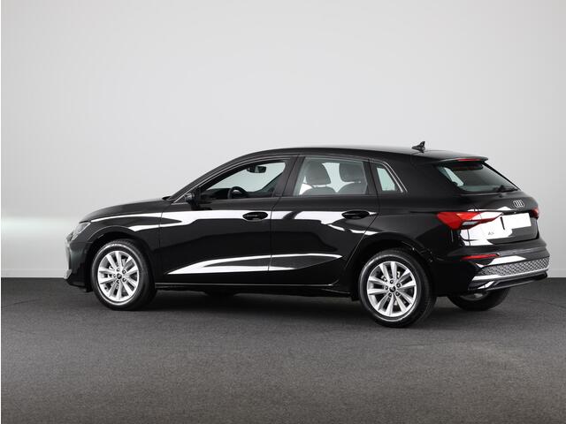 Audi A3 SPORTBACK 30 TFSI Pro Line Audi A3 Sportback Pro Line S-tronic voor een vast maandbedrag van slechts ¤ 499 (o.b.v. 24 maanden en 10.000 km per jaar).