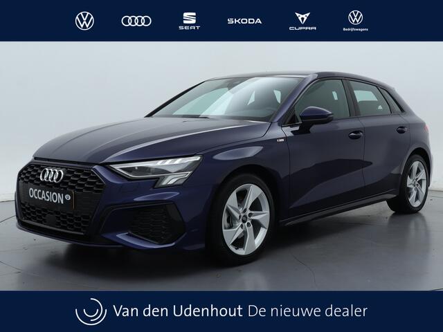Audi A3 SPORTBACK 30 TFSI S edition | Zwart optiek | PDC | Carplay |