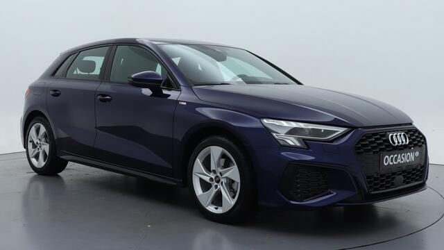 Audi A3 SPORTBACK 30 TFSI S edition | Zwart optiek | PDC | Carplay |