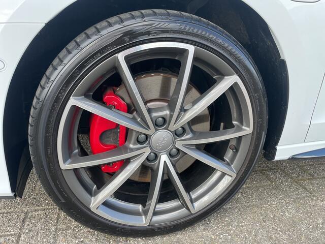 Audi A3 SPORTBACK 45 TFSI e S-line Competition -full options-plug-in-hybrid-