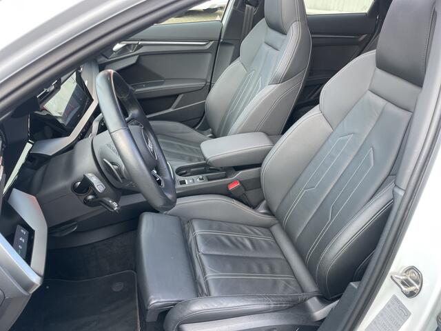 Audi A3 SPORTBACK 45 TFSI e S-line Competition -full options-plug-in-hybrid-